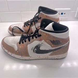 Jordan 1 Mid SE Brushstroke
